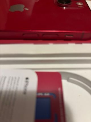 iPhone 13 mini rosso - Batteria da sostituire