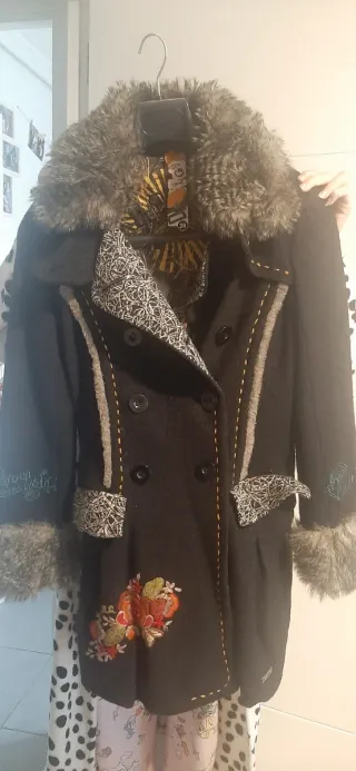 Abrigo Desigual Negro Multicolor