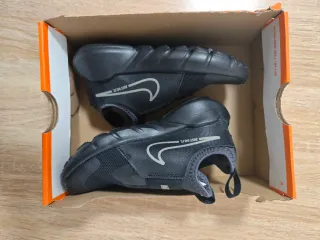 Nike Sneakers Taglia 29.5 Nuove