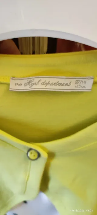 Completo vestito con giacca gialla