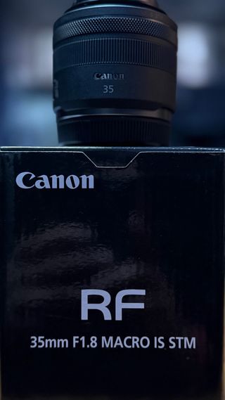 Objetivo Canon RF 35mm f/1.8 MACRO IS STM