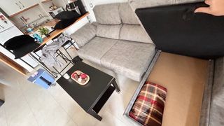 Divano chaise longue grigio con cassetto