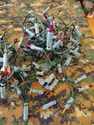 Luci di Natale verdi e rosse