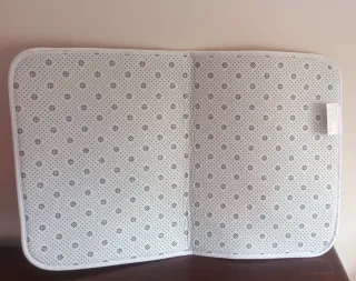 Tappetino da bagno/cucina e tovaglia natalizia.