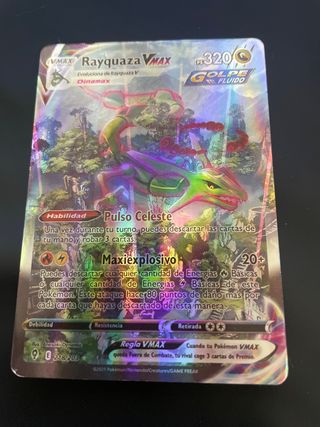Carta Pokémon Rayquaza VMAX (E218/203) Español