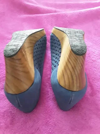 Zapatos de cuña azules para mujer