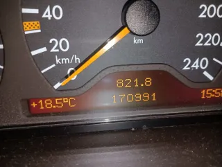 Mercedes-Benz Classe E (214) 1998