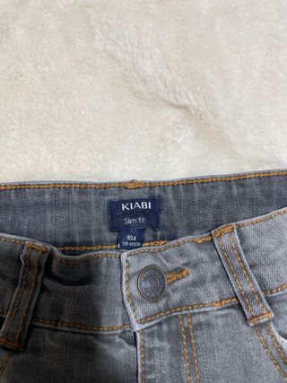 Pantalón vaquero niño Kiabi Talla 10A Gris