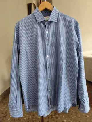 Camisa de Rayas Azules y Blancas de Aqua & Cotton