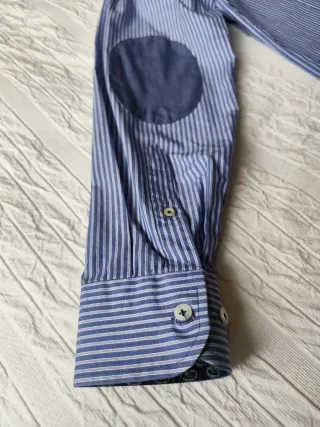 Camisa de Rayas Azules y Blancas de Aqua & Cotton