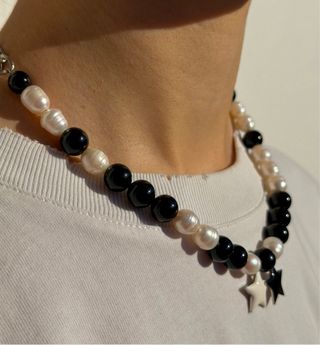 Collana stile TwoJeys perle bianche e nere