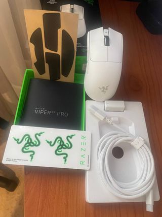 Razer Viper V3 Pro White Edizione Mouse da Gaming