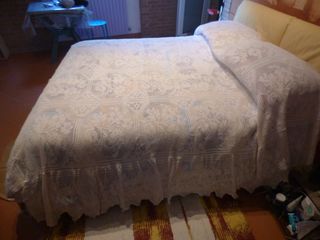 Copriletto matrimoniale filet artigianale