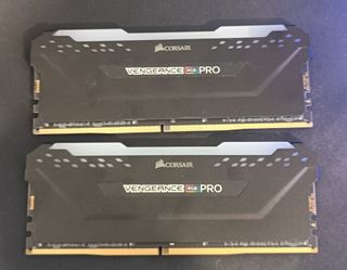 Corsair Vengeance 2x16 CL16 DDR4