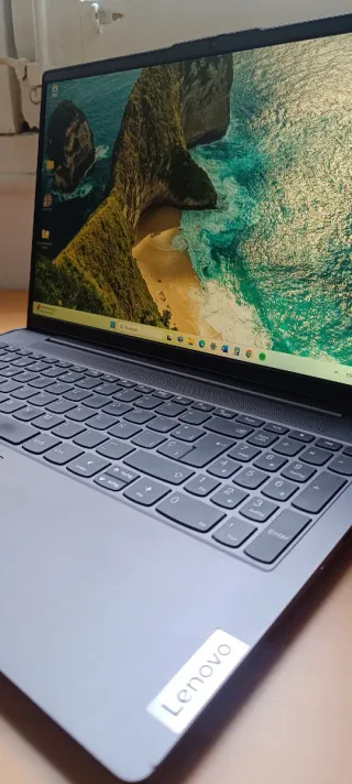 Portátil Lenovo IdeaPad