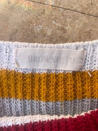 Top con tirantes de punto a rayas de Brownie.