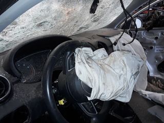 1301372 audi centralita motor uce 04c907309ae a1