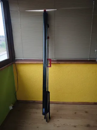 Pantalla Proyección Plegable Trípode