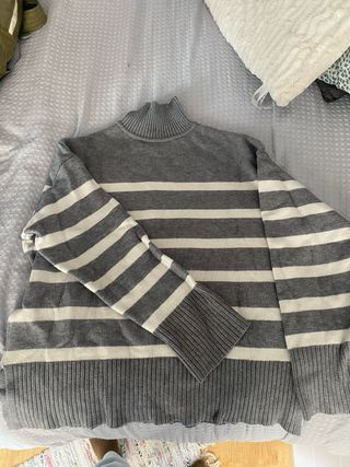 Jersey Zara rayas cuello alto gris/blanco