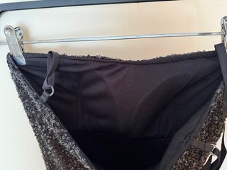 Vestido corto negro de lentejuelas XS