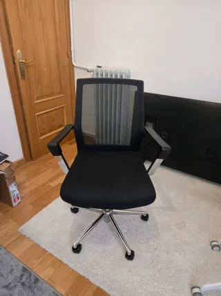 Silla de oficina regulable