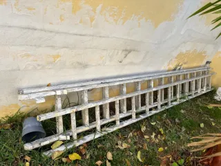 Escalera aluminio 3 tramos de 9 metros