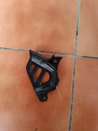 Cubrepiñón AM6 Negro