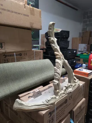 Mensola antica per specchio