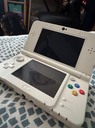 New Nintendo 3DS Edición Luigi