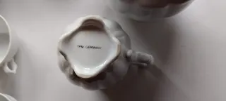 Juego de té TPM Alemania porcelana falta una tapa.