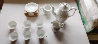 Juego de té TPM Alemania porcelana falta una tapa.