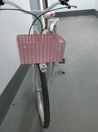 Bicicleta para niñas en buenísimo estado