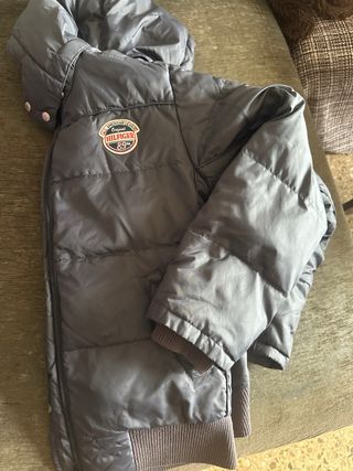 Plumón Tommy Hilfiger Azul y Rojo