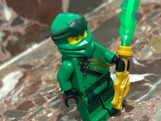 Figura Ninjago Verde con Espada
