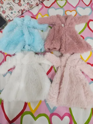 Lote Ropa y Accesorios Barbie