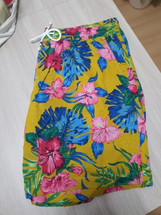 Bañador estampado flores tropicales