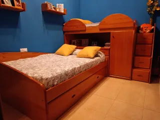 Habitación juvenil madera estilo nórdico,