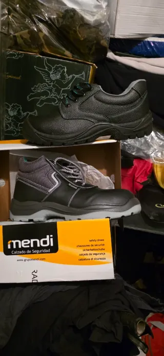 Zapatos de seguridad Mendi negras y grises