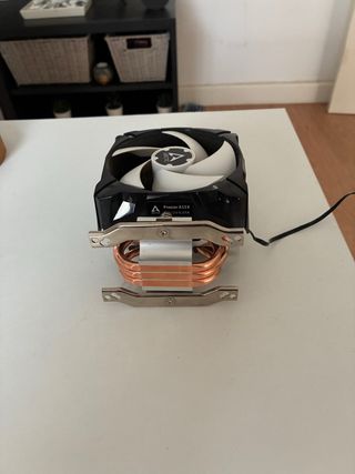 ARCTIC Freezer 7 X Refrigeratore CPU