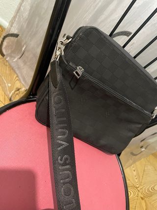 Riñonera Louis Vuitton Negra