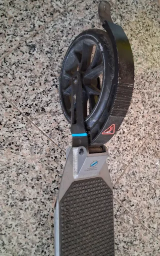 Monopattino non elettrico