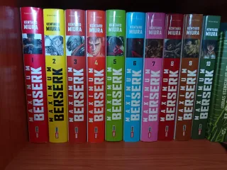 COLECCIÓN MAXIMUM BERSERK