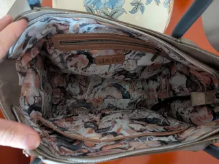 Bolso Grande Anekke Beige y Dorado