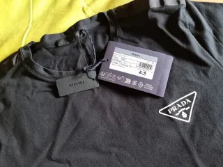 Camiseta Prada Negra a estrenar Talla XL