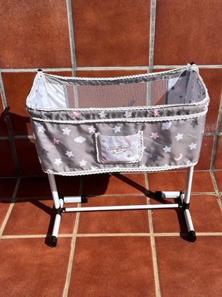 Minicuna para muñecas