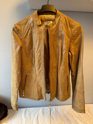 Chaqueta de piel mujer marrón y dorada