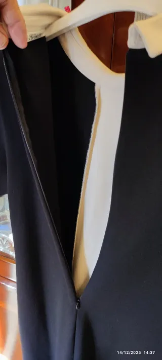 Vestitino nero e bianco con cerniera