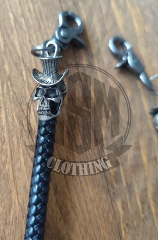 Catena portafoglio con teschio