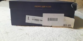 Botas elegantes de ante marrón