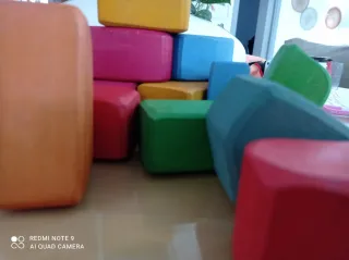 Bloques Madera Waldorf Arcoíris. Marca GRIMM'S